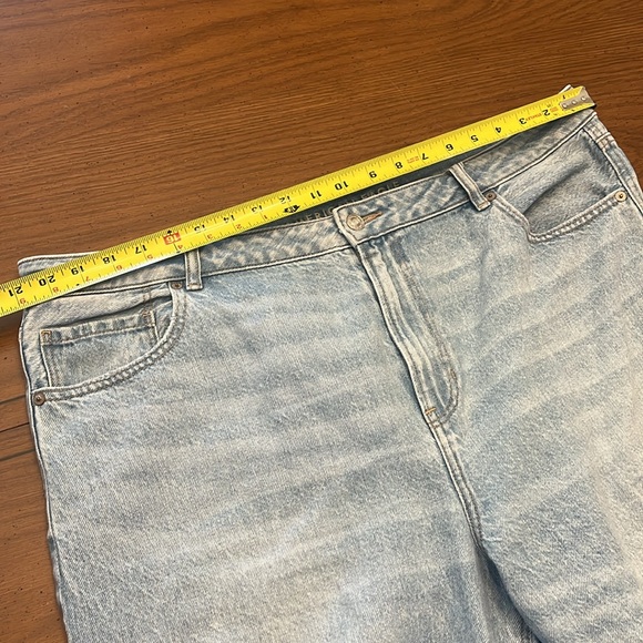 American Eagle strigid mom jean 20 blue breeze - Picture 8 of 16